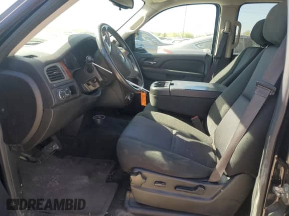 2013 Chevrolet Suburban LS с VIN 1GNSCHE08DR183406, выставлен на аукционе Copart как лот 75536154 с пробегом 77 276 миль миль и Списание • Salvage title. История ставок и продаж доступна на DreamBid. Изображение 7.
