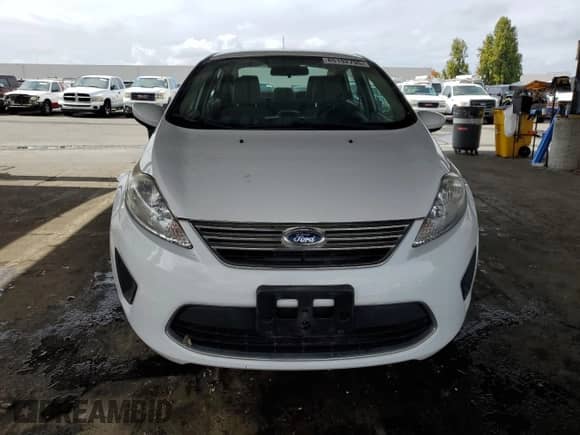 2012 Ford Fiesta SE with VIN 3FADP4BJ7CM140838, listed as a Copart auction lot 85192795 with 95,472 mi miles and Clean title. Bid and sale history available at DreamBid. Image 5.