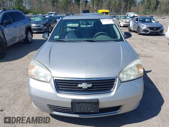 2008 Chevrolet Malibu Classic LS 1FL с VIN 1G1ZS58F58F124693, выставлен на аукционе IAAI как лот 42133453 с пробегом 184 578 миль миль и . История ставок и продаж доступна на DreamBid. Изображение 13.