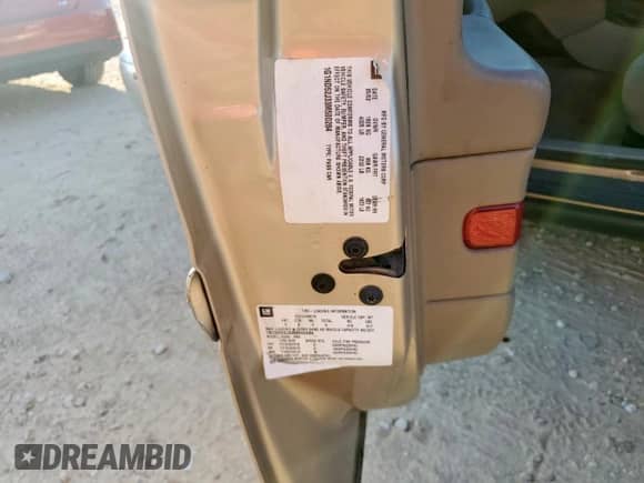 2003 Chevrolet Malibu с VIN 1G1ND52J33M500284, выставлен на аукционе Copart как лот 84542985 с пробегом Не указан миль и Списание • Salvage title. История ставок и продаж доступна на DreamBid. Изображение 12.