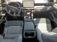 2025 Toyota Tacoma SR5 с VIN 3TYKB5FN7ST021127, выставлен на аукционе Copart как лот 72092645 с пробегом 641 миль миль и Списание • Salvage title. История ставок и продаж доступна на DreamBid. Изображение 8.