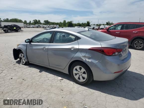 2016 Hyundai Elantra SE z VIN 5NPDH4AE9GH686371, wystawiony jako Copart lot #70923565 z przebiegiem 71 676 mil mil oraz Czysty tytuł • Clean title. Historia ofert i sprzedaży dostępna na DreamBid. Obrazek 2.