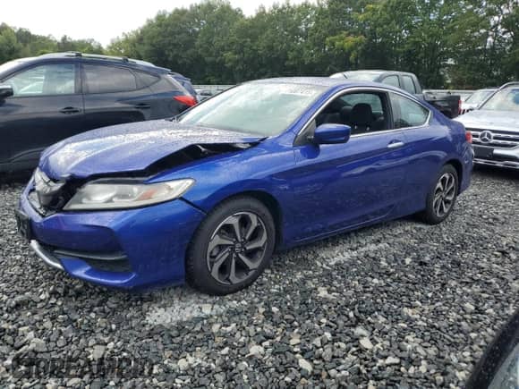 2017 Honda Accord LX-S с VIN 1HGCT1B3XHA007739, выставлен на аукционе Copart как лот 71087415 с пробегом 69 812 миль миль и Списание • Salvage title. История ставок и продаж доступна на DreamBid. Изображение 1.