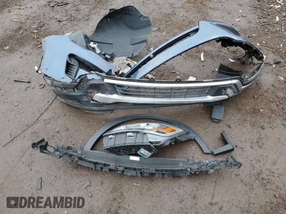 2018 Ford Explorer Platinum с VIN 1FM5K8HT0JGB96541, выставлен на аукционе Copart как лот 47000075 с пробегом 76 346 миль миль и Списание • Salvage title. История ставок и продаж доступна на DreamBid. Изображение 13.