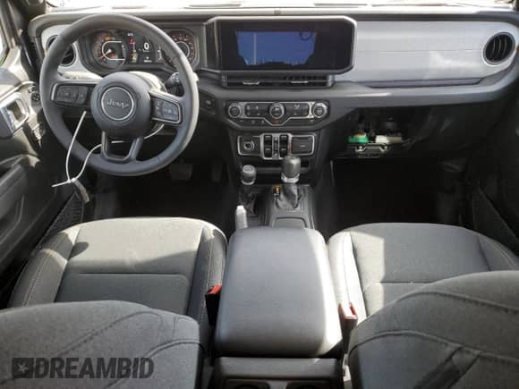 2025 Jeep Wrangler Sport S с VIN 1C4PJXDG3SW565693, выставлен на аукционе Copart как лот 80165015 с пробегом 4 552 миль миль и Чистый • Clean title. История ставок и продаж доступна на DreamBid. Изображение 8.