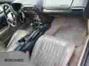 2000 Chevrolet Camaro z VIN 2G1FP22K3Y2175409, wystawiony jako Copart lot #87625535 z przebiegiem 122 301 mil mil oraz Czysty tytuł • Clean title. Historia ofert i sprzedaży dostępna na DreamBid. Obrazek 8.