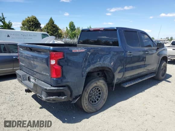 2019 Chevrolet Silverado 1500 Custom Trail Boss with VIN 3GCPYCEF7KG174717, listed as a Copart auction lot 68939205 with 81,796 mi miles and Salvage title. Bid and sale history available at DreamBid. Image 3.