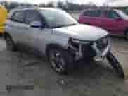 2022 Hyundai Venue SEL с VIN KMHRC8A32NU152282, выставлен на аукционе Copart как лот 63844494 с пробегом 71 984 миль миль и Списание • Salvage title. История ставок и продаж доступна на DreamBid. Изображение 4.