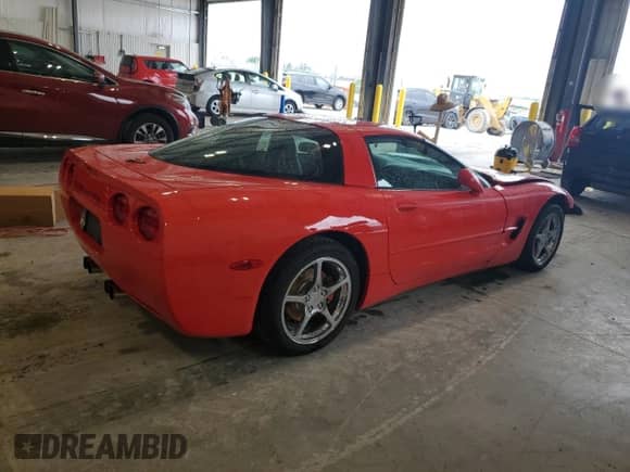 2002 Chevrolet Corvette с VIN 1G1YY22GX25108481, выставлен на аукционе Copart как лот 66327565 с пробегом 39 030 миль миль и Списание • Salvage title. История ставок и продаж доступна на DreamBid. Изображение 3.