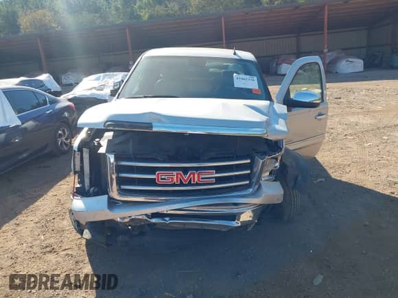 2012 GMC Sierra 1500 SLE z VIN 1GTR1VE0XCZ248573, wystawiony jako IAAI lot #43461330 z przebiegiem 91 053 mil mil oraz . Historia ofert i sprzedaży dostępna na DreamBid. Obrazek 12.