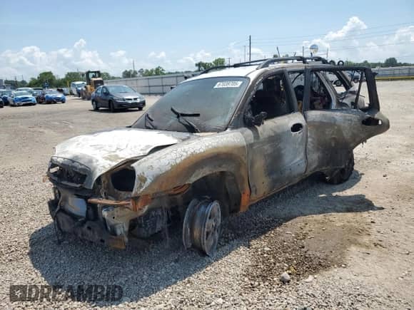 2005 Hyundai Santa Fe GLS with VIN KM8SC73D15U012547, listed as a Copart auction lot 67039705 with Not provided miles and Non repairable. Bid and sale history available at DreamBid. Image 1.