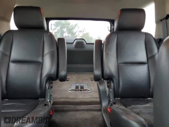 2011 Chevrolet Tahoe LTZ with VIN 1GNSKCE05BR254175, listed as a Copart auction lot 80693645 with 265,816 mi miles and Salvage title. Bid and sale history available at DreamBid. Image 10.