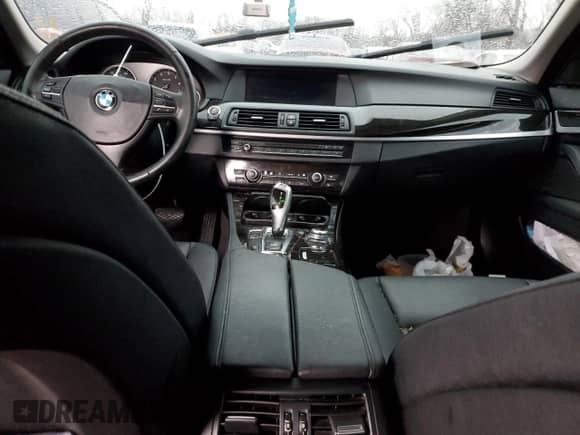 2012 BMW 5 Series 528i xDrive с VIN WBAXH5C57CDW06062, выставлен на аукционе Copart как лот 37678564 с пробегом 148 032 миль миль и Списание • Salvage title. История ставок и продаж доступна на DreamBid. Изображение 8.