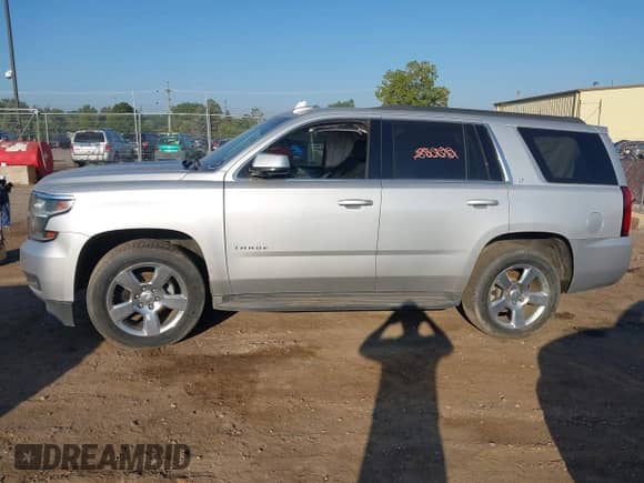 2016 Chevrolet Tahoe LT with VIN 1GNSCBKC4GR468815, listed as a IAAI auction lot 43223810 with 136,753 mi miles and . Bid and sale history available at DreamBid. Image 14.