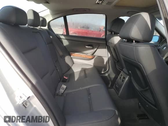 2008 BMW 3 Series 328i с VIN WBAVA37578NL57256, выставлен на аукционе Copart как лот 84398615 с пробегом 126 936 миль миль и Списание • Salvage title. История ставок и продаж доступна на DreamBid. Изображение 10.