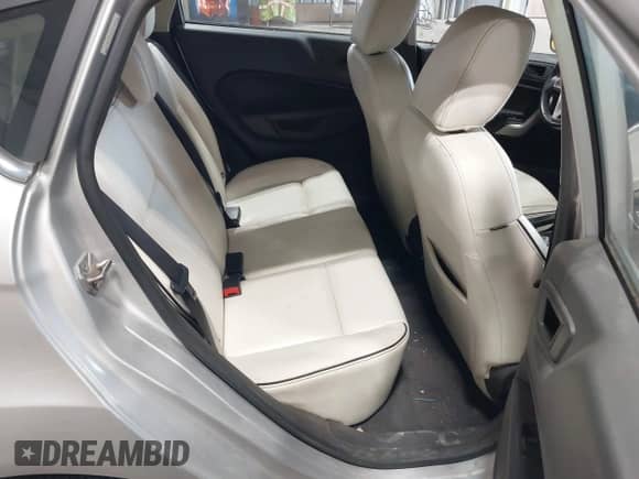 2011 Ford Fiesta SES с VIN 3FADP4FJXBM142897, выставлен на аукционе IAAI как лот 43150222 с пробегом 110 332 миль миль и . История ставок и продаж доступна на DreamBid. Изображение 8.