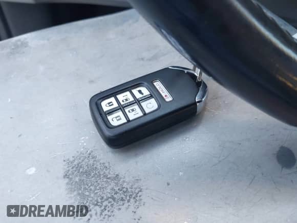 2019 Honda Odyssey EX-L с VIN 5FNRL6H75KB128015, выставлен на аукционе IAAI как лот 43161750 с пробегом Не указан миль и . История ставок и продаж доступна на DreamBid. Изображение 11.