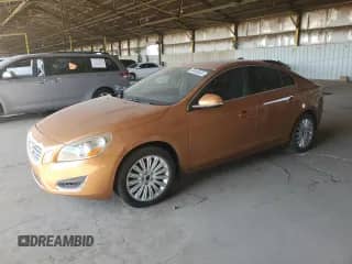 2012 Volvo S60 T5 с VIN YV1622FS2C2108227, выставлен на аукционе Copart как лот 66946365 с пробегом Не указан миль и Чистый • Clean title. История ставок и продаж доступна на DreamBid. Изображение 1.