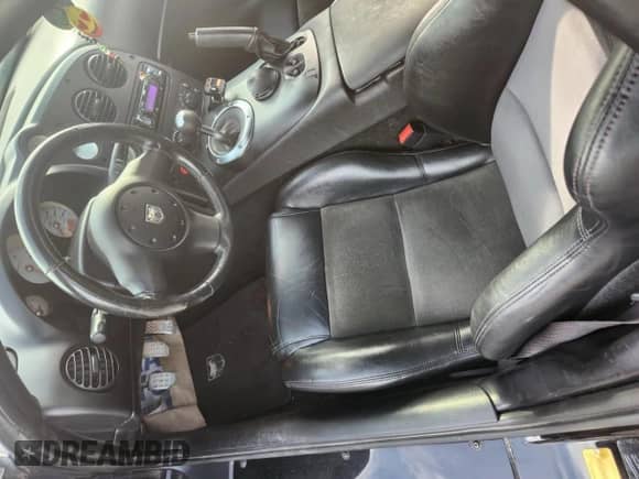 2005 Dodge Viper SRT-10 with VIN 1B3JZ65Z95V500299, listed as a Copart auction lot 84073595 with 34,364 mi miles and Clean title. Bid and sale history available at DreamBid. Image 9.