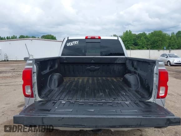 2016 Chevrolet Silverado 1500 LTZ z VIN 3GCUKSEC5GG264816, wystawiony jako IAAI lot #42344166 z przebiegiem 338 247 mil mil oraz . Historia ofert i sprzedaży dostępna na DreamBid. Obrazek 16.