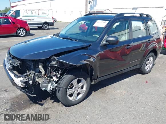 2013 Subaru Forester X z VIN JF2SHABC7DH434939, wystawiony jako IAAI lot #42971297 z przebiegiem 169 004 mil mil oraz . Historia ofert i sprzedaży dostępna na DreamBid. Obrazek 17.