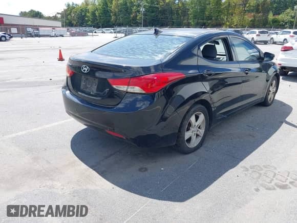 2013 Hyundai Elantra GLS с VIN KMHDH4AE0DU784668, выставлен на аукционе IAAI как лот 43200419 с пробегом 204 691 миль миль и . История ставок и продаж доступна на DreamBid. Изображение 4.