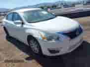 2015 Nissan Altima S z VIN 1N4AL3AP7FC236487, wystawiony jako IAAI lot #43348450 z przebiegiem 171 486 mil mil oraz . Historia ofert i sprzedaży dostępna na DreamBid. Obrazek 1.