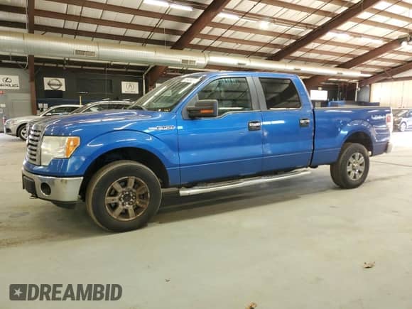 2011 Ford F-150 XL с VIN 1FTFW1EF7BKD55184, выставлен на аукционе Copart как лот 86436275 с пробегом 219 266 миль миль и Списание • Salvage title. История ставок и продаж доступна на DreamBid. Изображение 1.