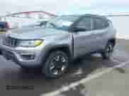 2018 Jeep Compass Trailhawk z VIN 3C4NJDDB7JT419375, wystawiony jako IAAI lot #43213951 z przebiegiem 60 692 mil mil oraz . Historia ofert i sprzedaży dostępna na DreamBid. Obrazek 18.