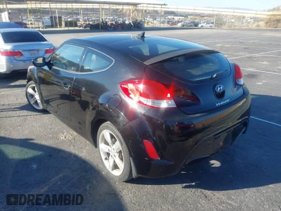 2014 Hyundai Veloster с VIN KMHTC6AD3EU215456, выставлен на аукционе IAAI как лот 43530230 с пробегом 188 036 миль миль и . История ставок и продаж доступна на DreamBid. Изображение 3.