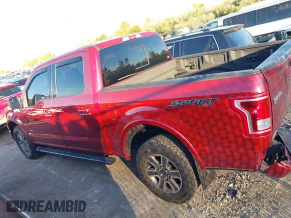 2017 Ford F-150 XLT z VIN 1FTEW1EP6HFB75006, wystawiony jako IAAI lot #43415654 z przebiegiem 80 370 mil mil oraz . Historia ofert i sprzedaży dostępna na DreamBid. Obrazek 14.