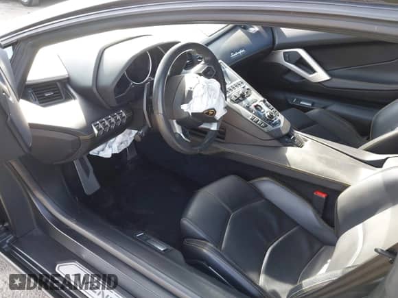 2012 Lamborghini Aventador with VIN ZHWUC1ZD3CLA00334, listed as a IAAI auction lot 41480351 with 13,067 mi miles and . Bid and sale history available at DreamBid. Image 8.