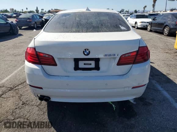 2011 BMW 5 Series 528i with VIN WBAFR1C54BDS35099, listed as a Copart auction lot 85577875 with 202,742 mi miles and Salvage title. Bid and sale history available at DreamBid. Image 6.
