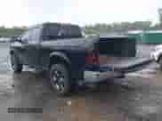 2014 Ram 1500 Express z VIN 1C6RR7FT8ES197512, wystawiony jako IAAI lot #42340402 z przebiegiem 139 637 mil mil oraz . Historia ofert i sprzedaży dostępna na DreamBid. Obrazek 3.