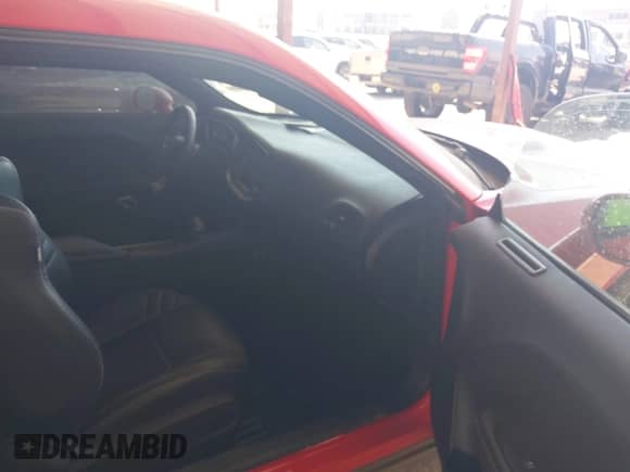 2015 Dodge Challenger SRT 392 with VIN 2C3CDZDJ0FH715152, listed as a IAAI auction lot 43434480 with 70,881 mi miles and . Bid and sale history available at DreamBid. Image 5.