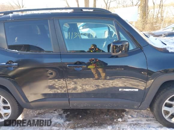 2018 Jeep Renegade Latitude with VIN ZACCJABB4JPG95447, listed as a IAAI auction lot 41345819 with 101,512 mi miles and . Bid and sale history available at DreamBid. Image 13.