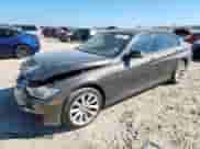 2013 BMW 3 Series 328i с VIN WBA3A5G59DNP25000, выставлен на аукционе Copart как лот 82356425 с пробегом 184 498 миль миль и Списание • Salvage title. История ставок и продаж доступна на DreamBid. Изображение 1.