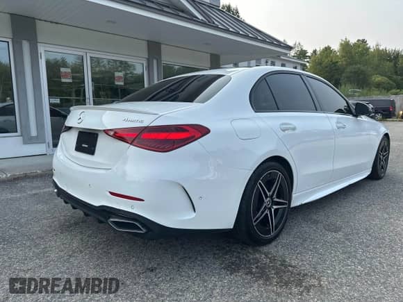 2022 Mercedes-Benz C 300 с VIN W1KAF4HB6NR066528, выставлен на аукционе IAAI как лот 42933225 с пробегом 63 322 миль миль и . История ставок и продаж доступна на DreamBid. Изображение 4.