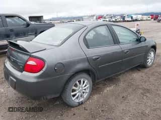 2004 Dodge Neon SXT z VIN 1B3ES56CX4D511892, wystawiony jako IAAI lot #41891299 z przebiegiem 77 604 mil mil oraz . Historia ofert i sprzedaży dostępna na DreamBid. Obrazek 4.