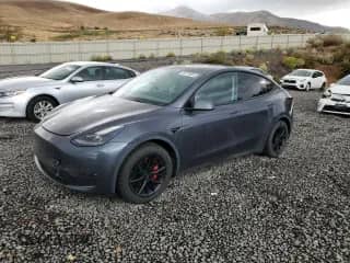 2022 Tesla Model Y Performance with VIN 7SAYGDEF5NF326746, listed as a Copart auction lot 80179265 with 35,269 mi miles and Salvage title. Bid and sale history available at DreamBid. Image 1.