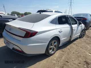 2022 Hyundai Sonata SE z VIN 5NPEG4JAXNH133763, wystawiony jako IAAI lot #43258629 z przebiegiem 31 039 mil mil oraz . Historia ofert i sprzedaży dostępna na DreamBid. Obrazek 4.