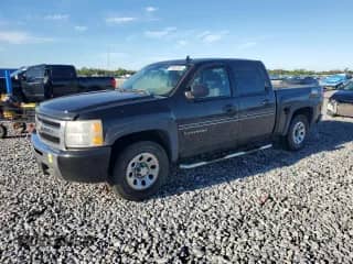 2011 Chevrolet Silverado 1500 LS z VIN 3GCPKREA5BG191069, wystawiony jako Copart lot #81802385 z przebiegiem 76 007 mil mil oraz Czysty tytuł • Clean title. Historia ofert i sprzedaży dostępna na DreamBid. Obrazek 1.