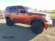 2009 Dodge Nitro SXT с VIN 1D8GU28K99W520973, выставлен на аукционе Copart как лот 77427114 с пробегом 242 803 миль миль и Списание • Salvage title. История ставок и продаж доступна на DreamBid. Изображение 4.