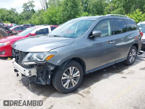 2018 Nissan Pathfinder SL с VIN 5N1DR2MM3JC624709, выставлен на аукционе IAAI как лот 42416464 с пробегом 97 680 миль миль и . История ставок и продаж доступна на DreamBid. Изображение 19.