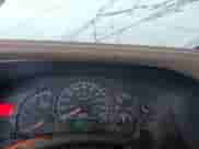 2002 Chevrolet Suburban Z71 z VIN 3GNFK16Z52G356496, wystawiony jako Copart lot #61204945 z przebiegiem 260 121 mil mil oraz Szkoda całkowita • Salvage title. Historia ofert i sprzedaży dostępna na DreamBid. Obrazek 9.