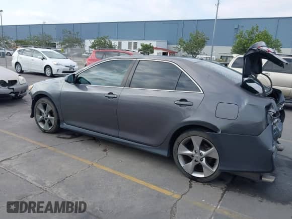 2013 Toyota Camry XLE с VIN 4T1BK1FK8DU536335, выставлен на аукционе IAAI как лот 43211104 с пробегом 163 022 миль миль и . История ставок и продаж доступна на DreamBid. Изображение 3.