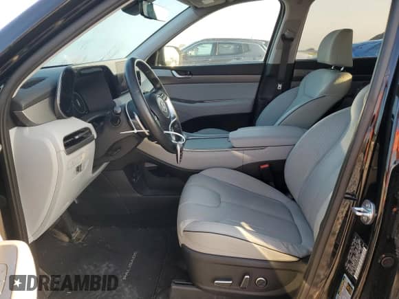 2023 Hyundai Palisade SEL с VIN KM8R44GE8PU615088, выставлен на аукционе Copart как лот 57549464 с пробегом 33 763 миль миль и Чистый • Clean title. История ставок и продаж доступна на DreamBid. Изображение 7.