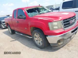 2007 GMC Sierra 1500 SLE1 z VIN 2GTEC19J971628670, wystawiony jako IAAI lot #43061212 z przebiegiem Nie podano mil oraz . Historia ofert i sprzedaży dostępna na DreamBid. Obrazek 1.