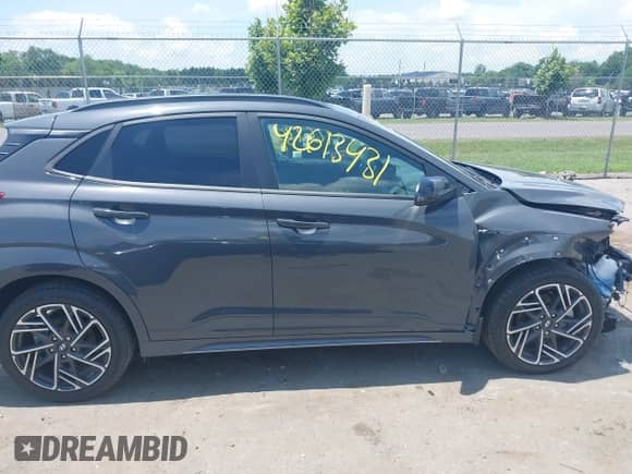 2023 Hyundai Kona N Line с VIN KM8K33A39PU993202, выставлен на аукционе IAAI как лот 42613431 с пробегом 37 483 миль миль и . История ставок и продаж доступна на DreamBid. Изображение 14.