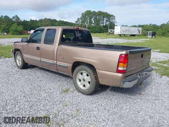 2002 Chevrolet Silverado 1500 LS с VIN 1GCEC19T32Z313476, выставлен на аукционе IAAI как лот 42474716 с пробегом 280 361 миль миль и . История ставок и продаж доступна на DreamBid. Изображение 3.